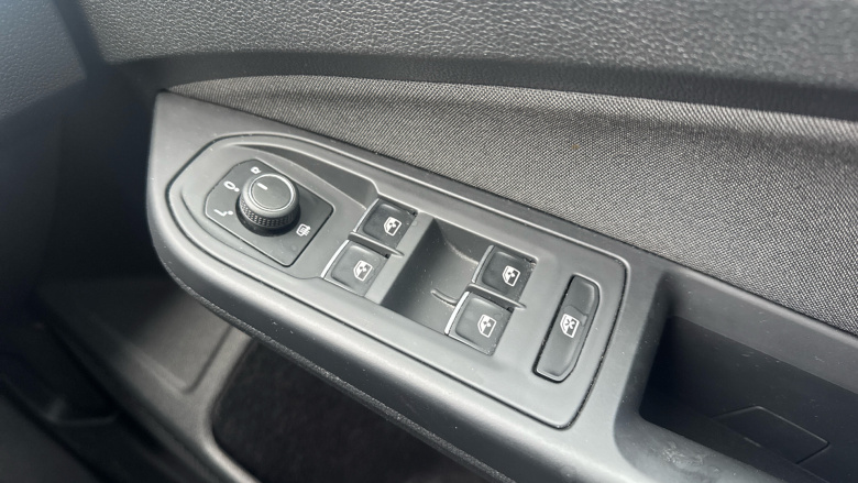 Volkswagen Golf 1.5 TSI Life 5dr Petrol Hatchback